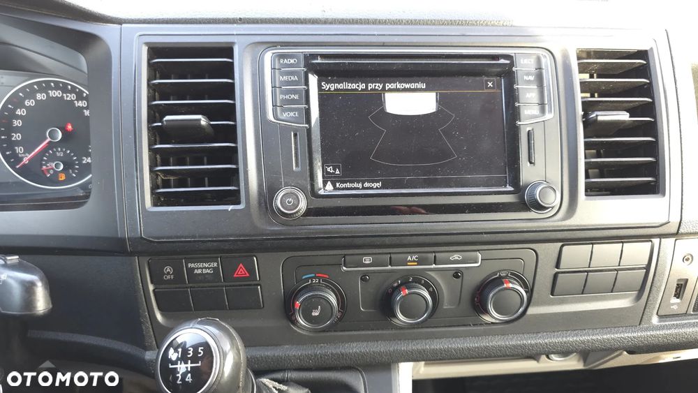 Volkswagen Transporter T6 - 16