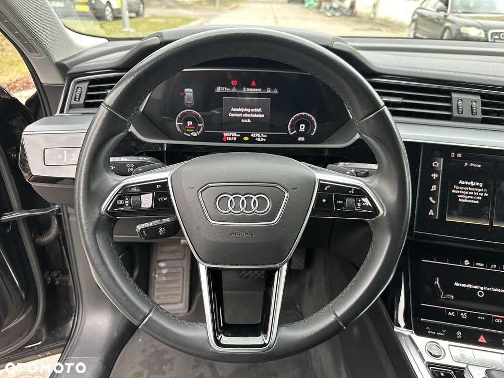 Audi e-tron 55 Quattro - 23