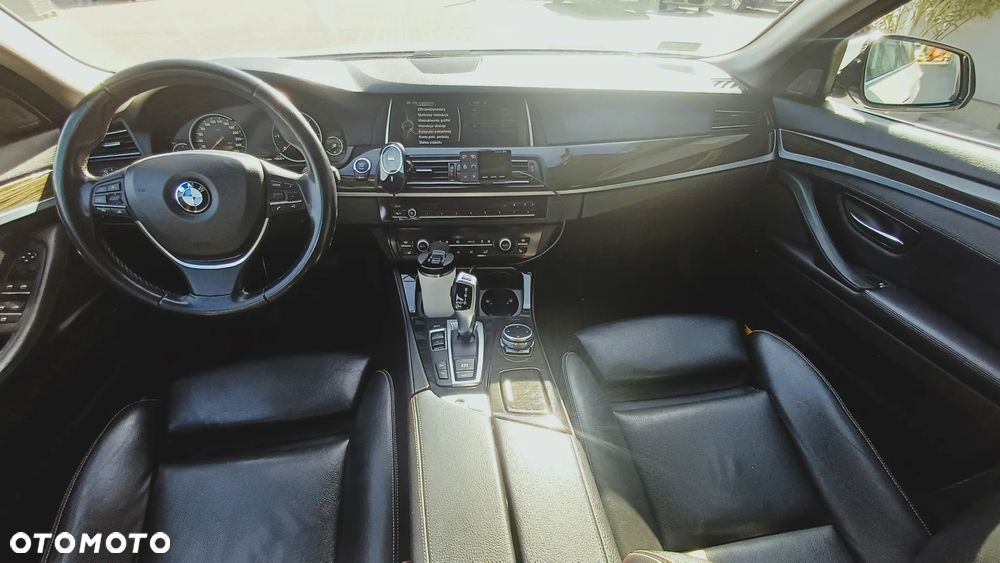 BMW Seria 5 535d xDrive Luxury Line - 8