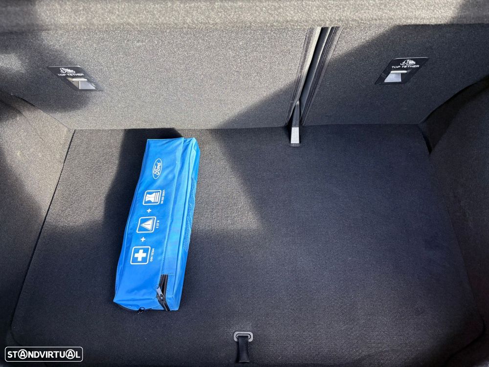 Ford Fiesta 1.0 EcoBoost ST-Line - 31