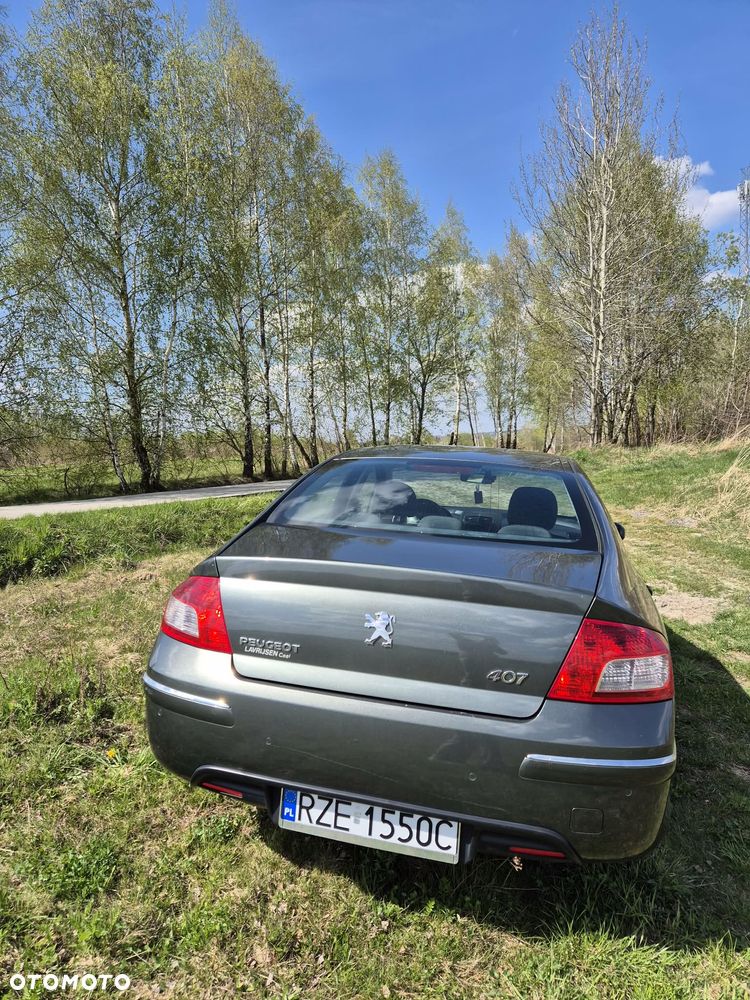Peugeot 407 HDi 110 Esplanade - 34