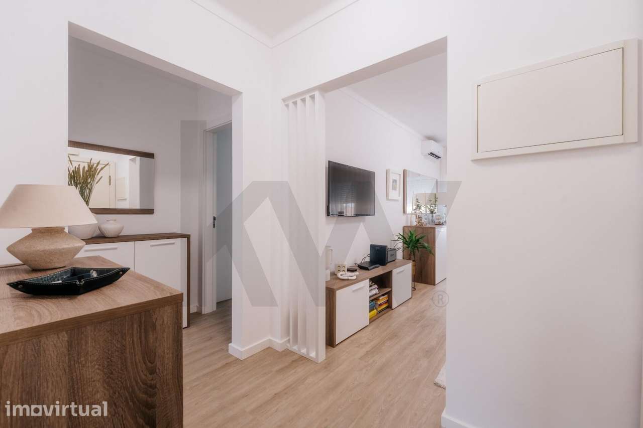 T2 Totalmente Remodelado | Pronto a Habitar | Quinta do Prado, Eiras - Grande imagem: 3/32