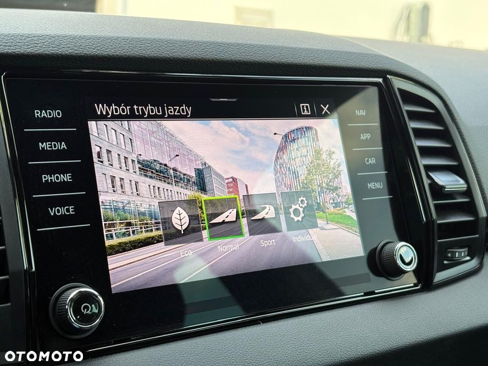 Skoda Karoq 1.5 TSI ACT Sportline DSG - 23