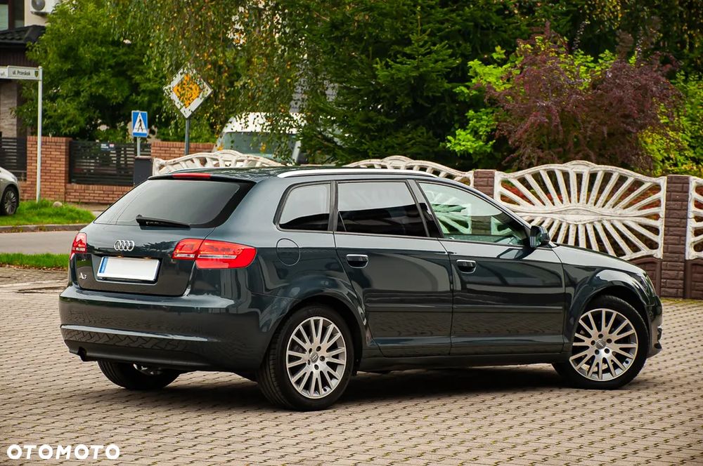 Audi A3 Sportback 1.6 Attraction - 22