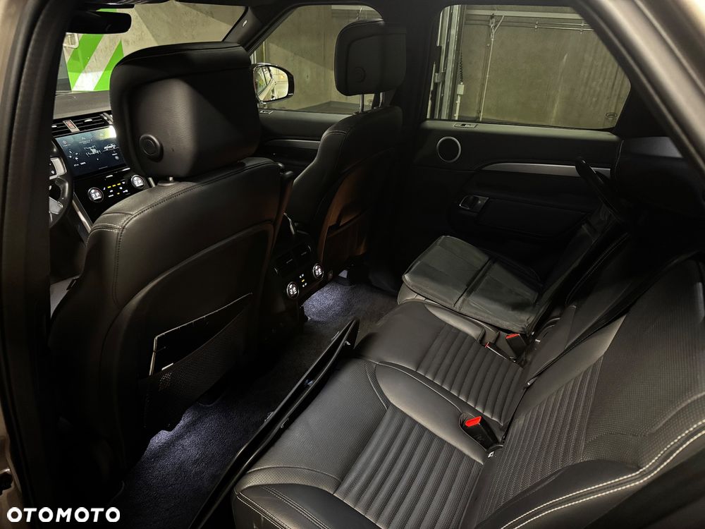 Land Rover Discovery 3.0 D250 mHEV R-Dynamic SE - 14