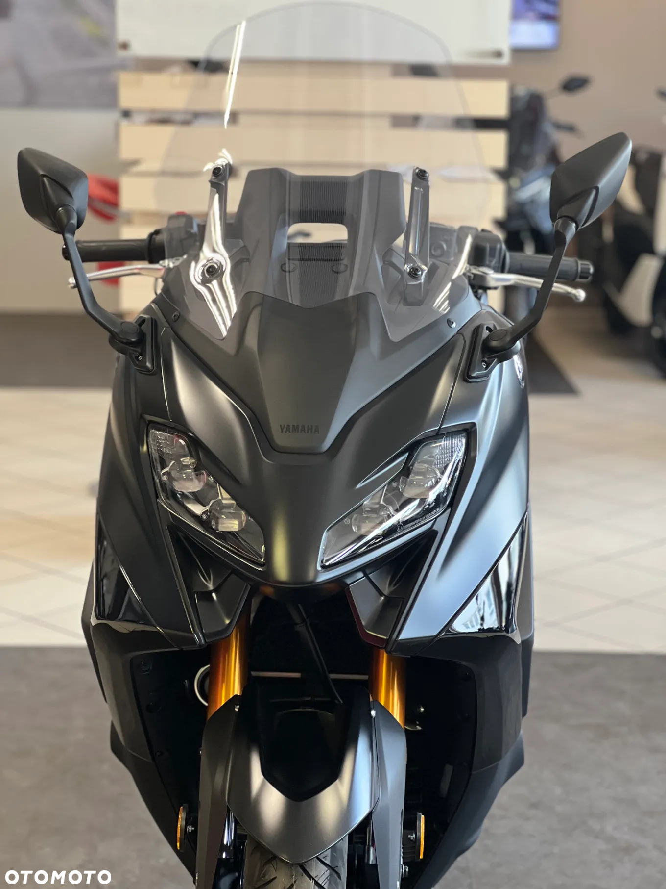 Yamaha Tmax - 14