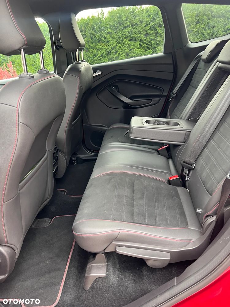 Ford Kuga 1.5 EcoBoost FWD ST-Line X - 15