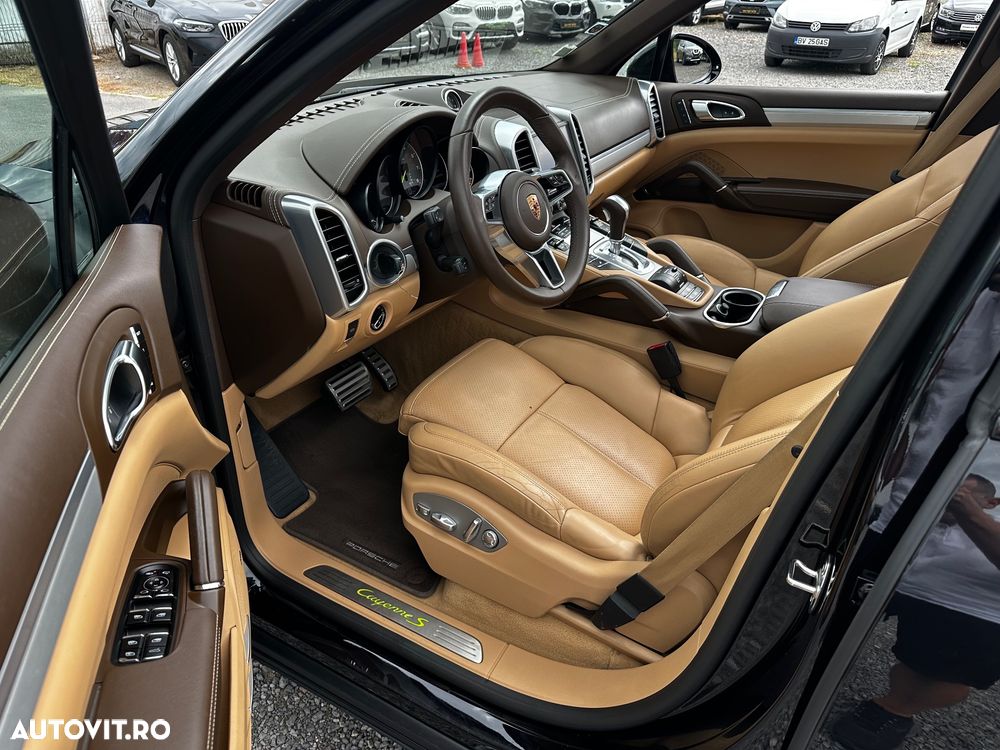 Porsche Cayenne S E-Hybrid Platinum Edition - 9