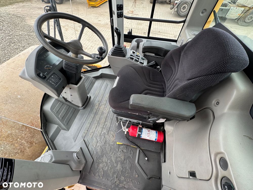 Volvo SD135 , BW213 , H13i - 21