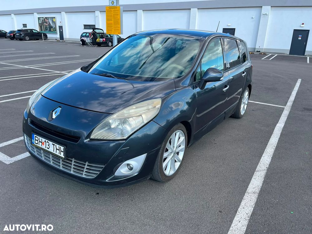 Renault Scenic - 1