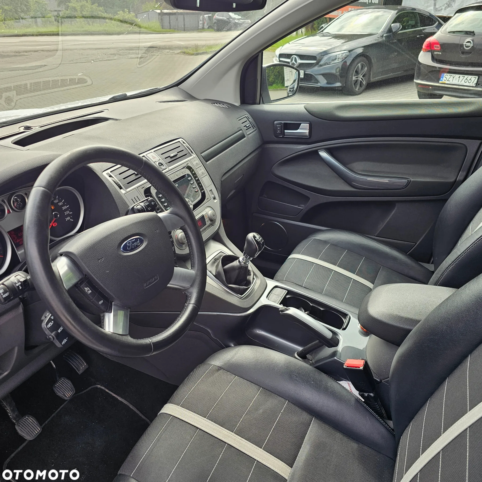 Ford Kuga 2.0 TDCi Titanium S - 5