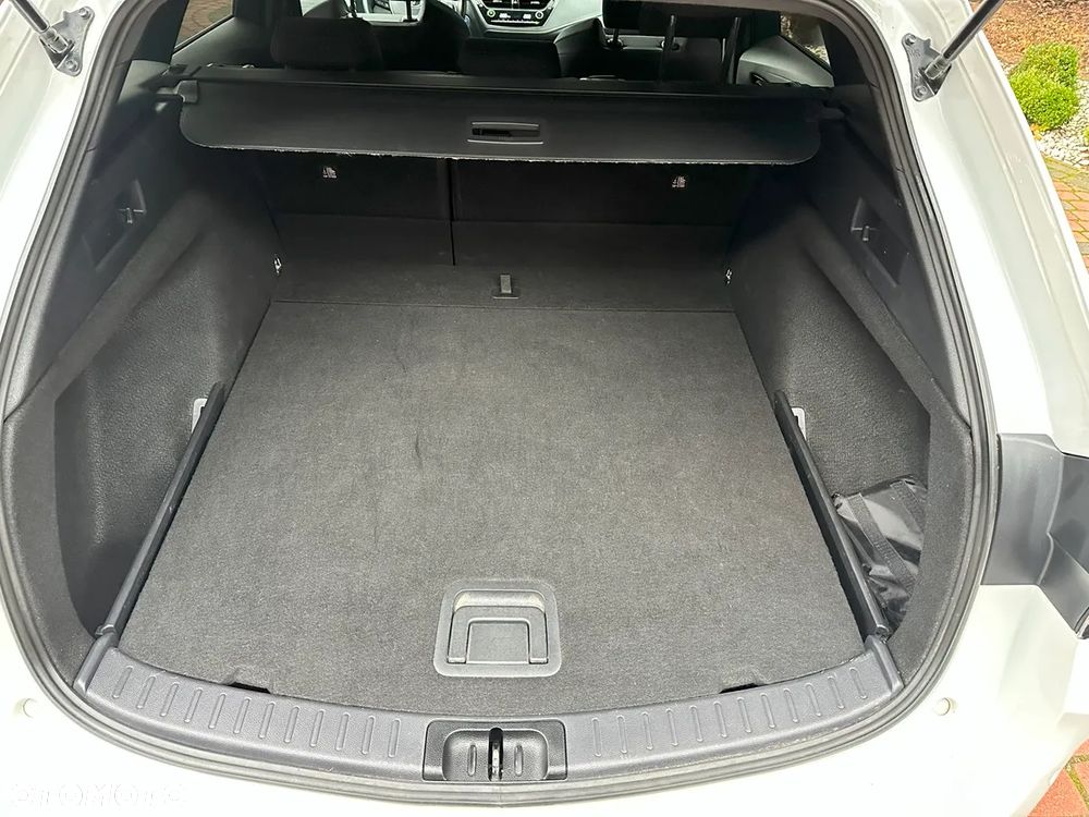 Toyota Corolla 1.8 Hybrid GPF Comfort - 15