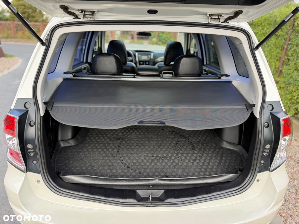 Subaru Forester 2.0X Exclusive - 34