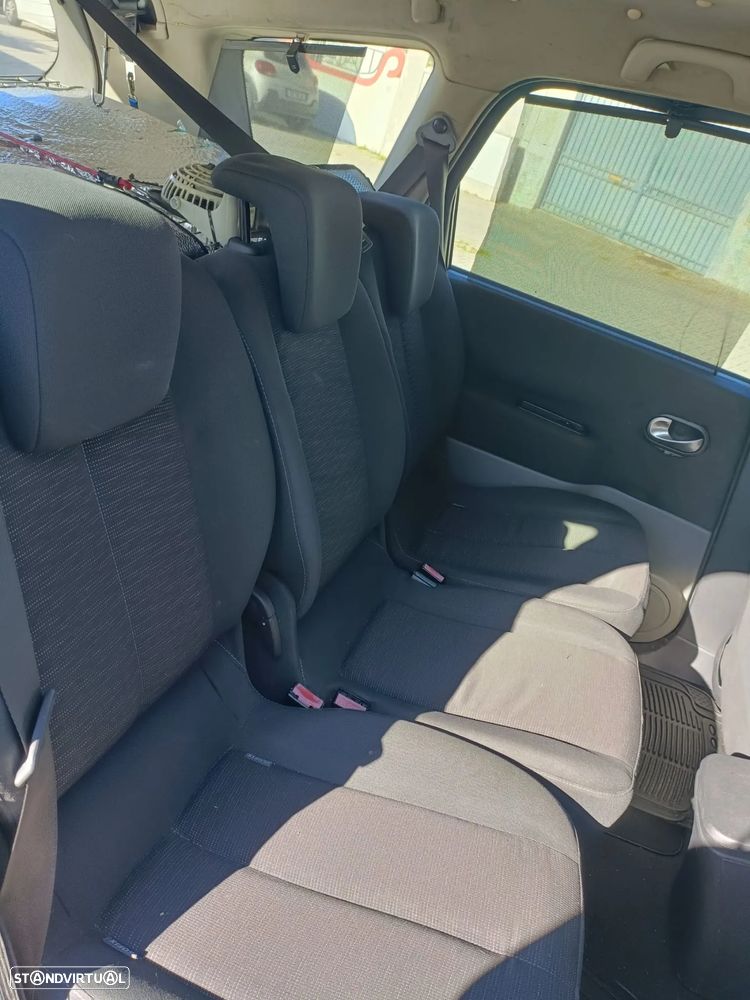 Renault Grand Scénic 1.5 dCi Dynamique S 7L. - 6