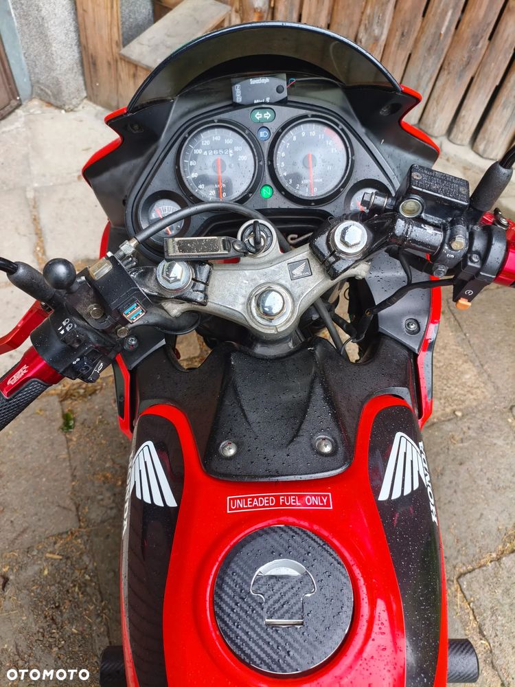 Honda CBR - 8