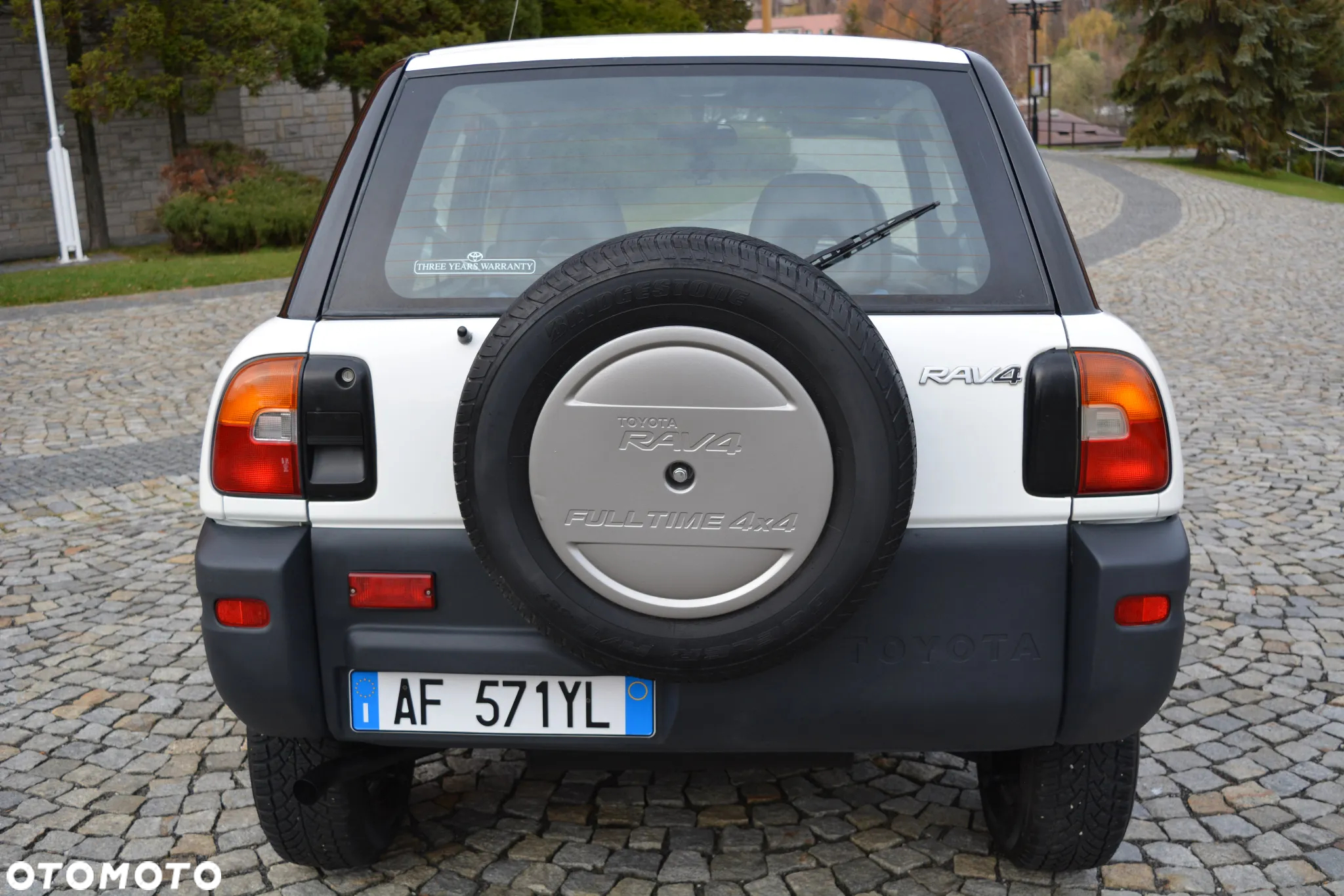 Toyota RAV4 2.0 - 7