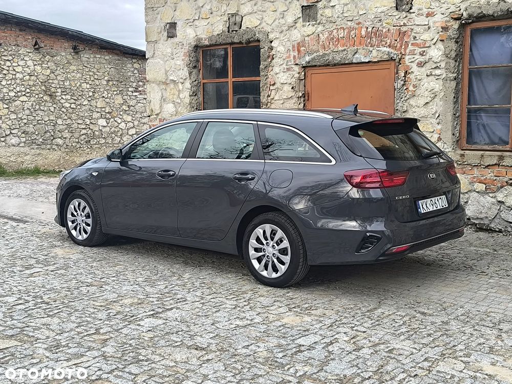 Kia Ceed 1.6 CRDi mHEV S - 13