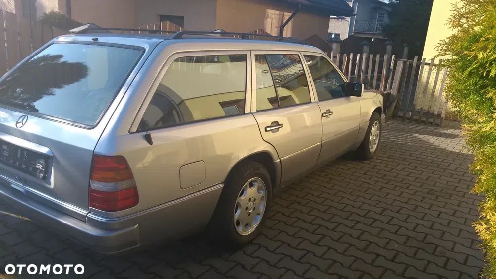 Mercedes-Benz Klasa E - 2