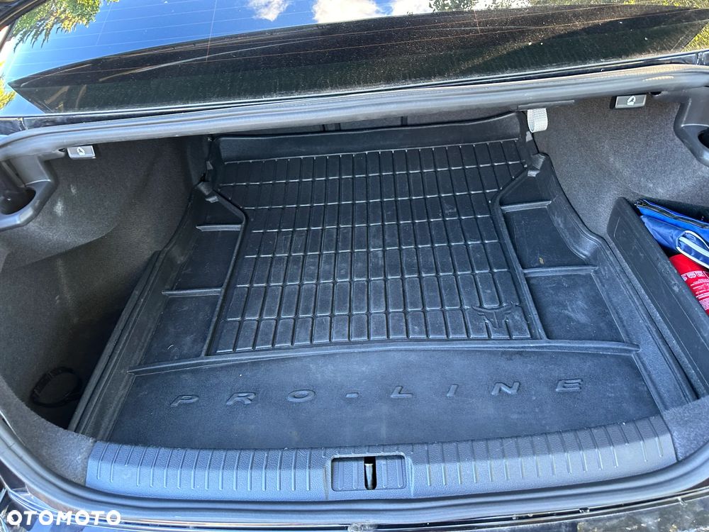 Volkswagen Passat 1.8 TSI BMT Comfortline DSG - 8