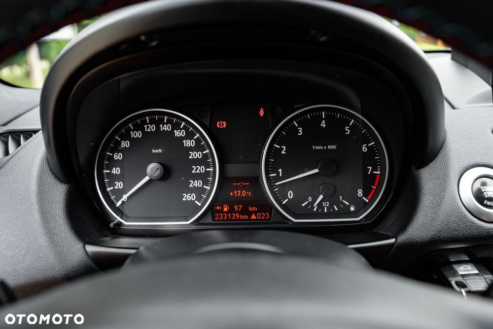 BMW Seria 1 130i - 28