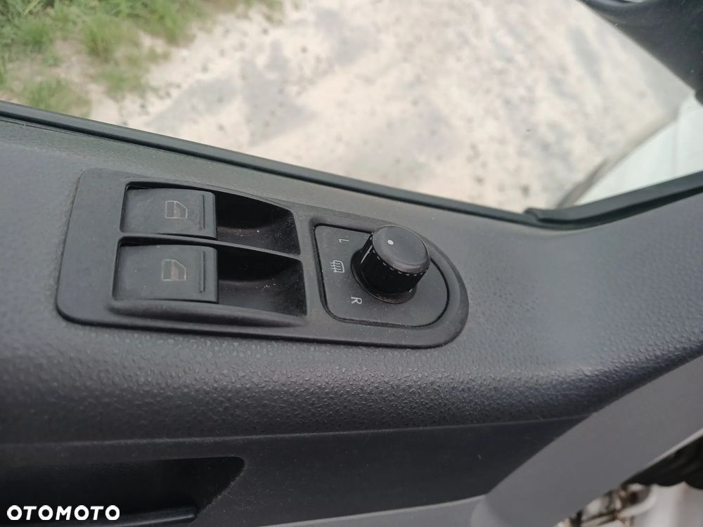 Volkswagen Transporter - 13