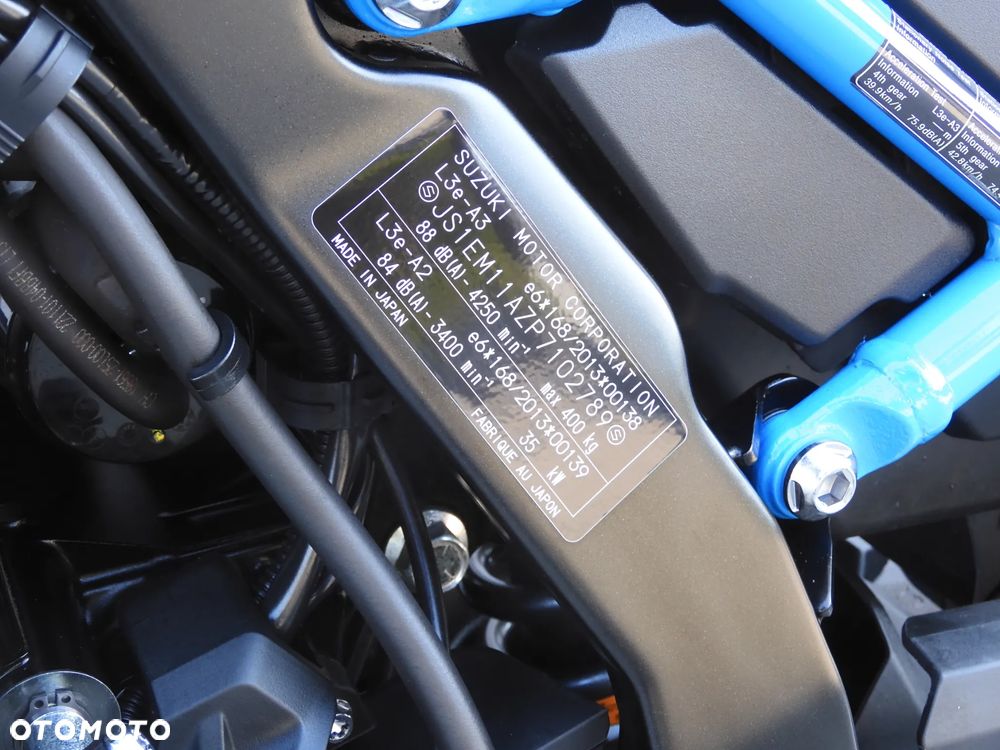 Suzuki GSX - 31