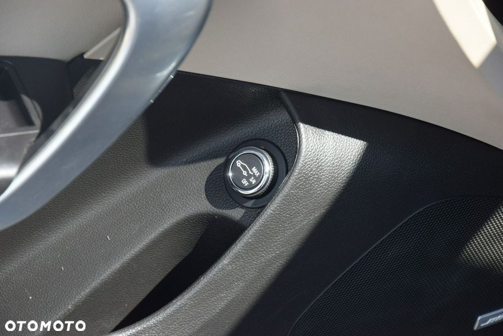 Opel Insignia 2.0 ECOTEC DI Turbo Business Innovation - 30