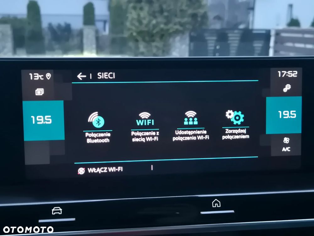 Citroën C4 BlueHDi 130 Stop&Start EAT8 SHINE - 24