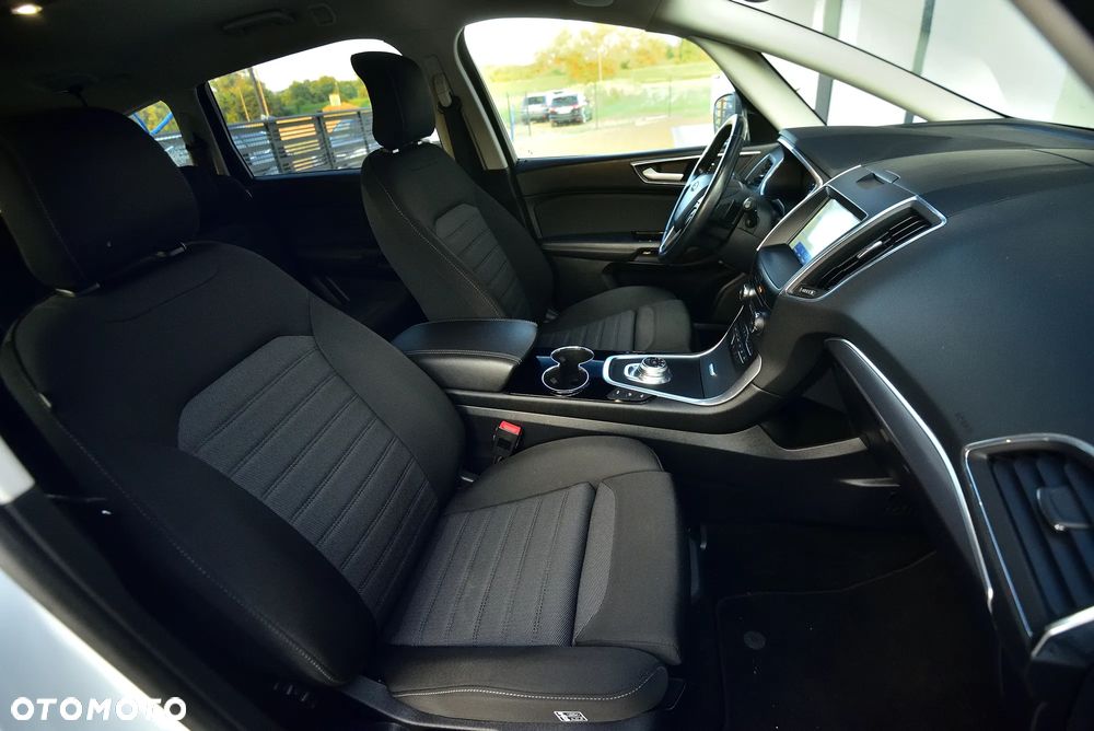 Ford S-Max 2.0 EcoBlue Titanium - 39