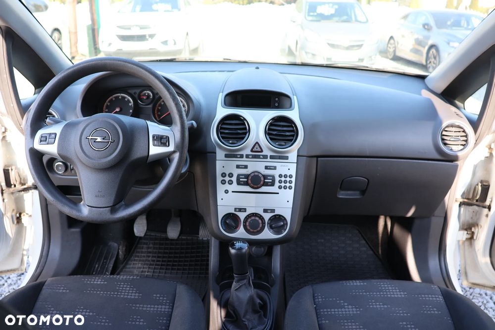 Opel Corsa 1.2 16V Edition / Active - 6