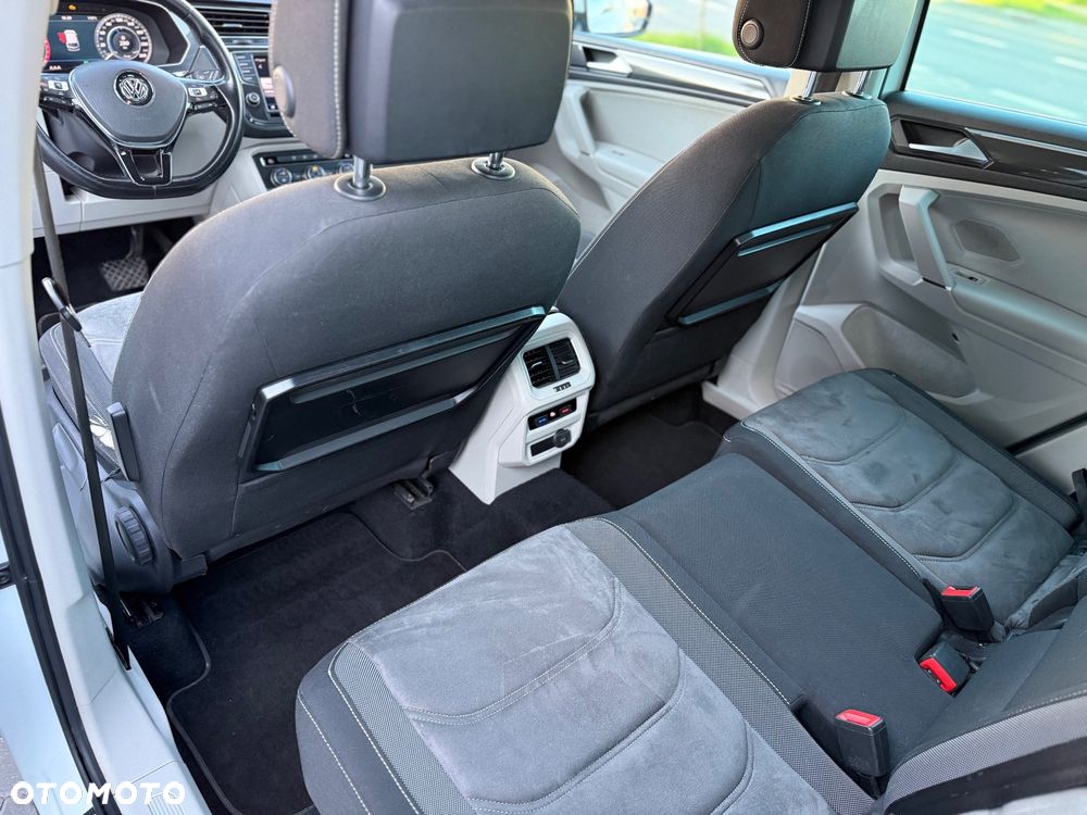 Volkswagen Tiguan ver-2-0-tdi-scr-4motion-dsg-r--line - 7