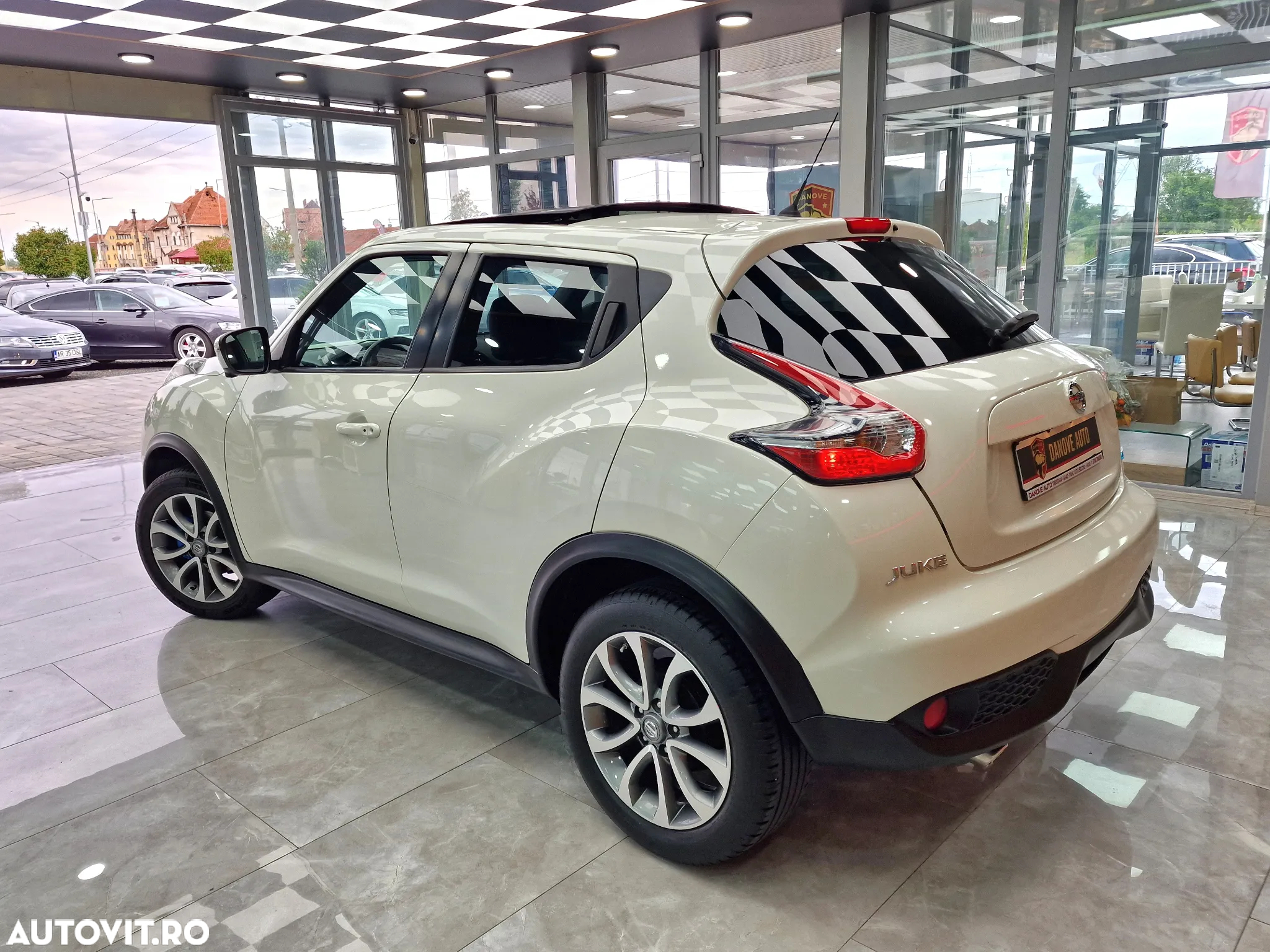Nissan Juke 1.5L dCI Start/Stop Tekna - 10