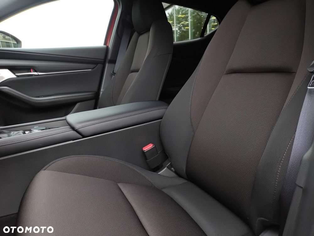 Mazda 3 2.0 mHEV Exclusive-Line - 28