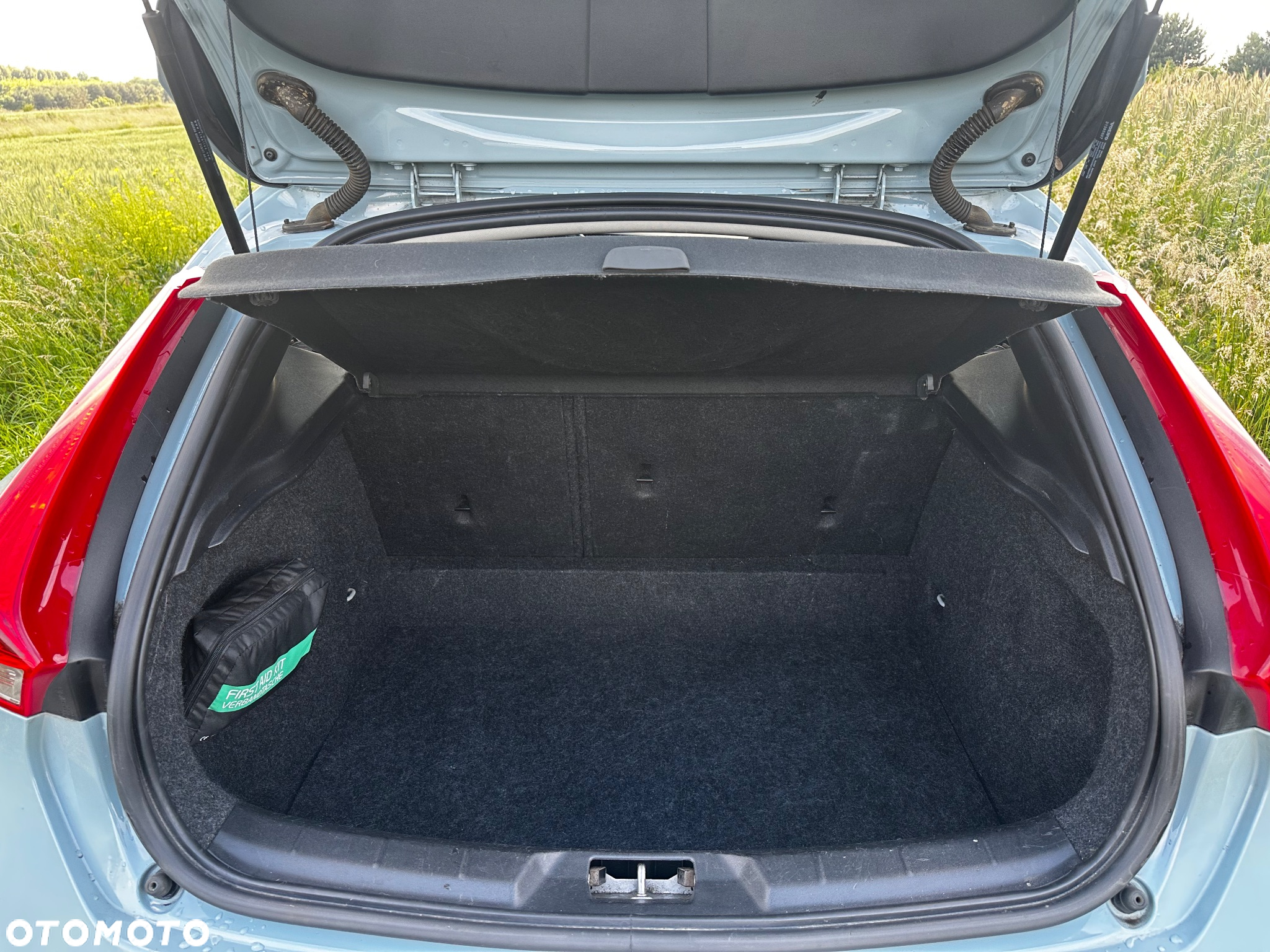 Volvo V40 D2 Drive-E Momentum - 15