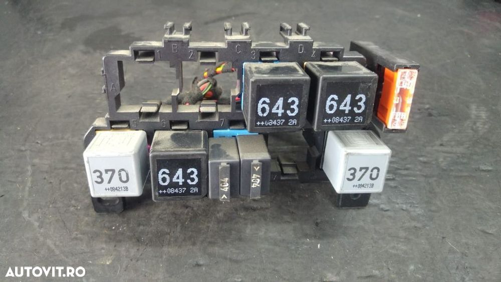 suport cu relee sigurante  audi a6 c6 4f  4f0937503 - 1