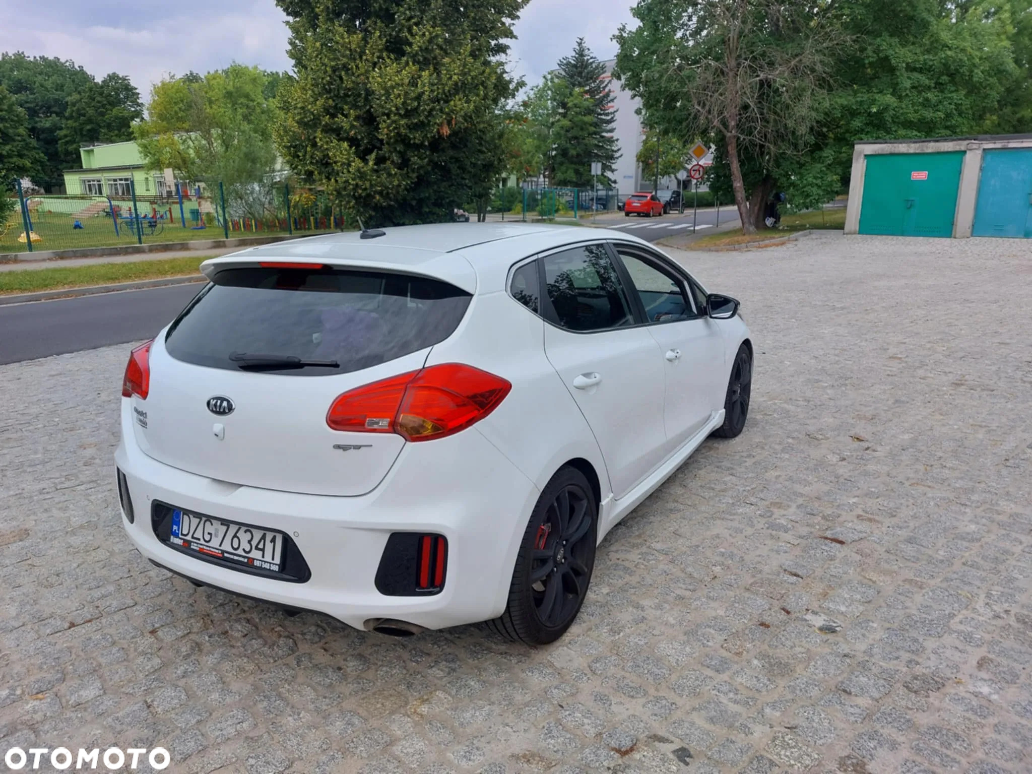 Kia Ceed - 14