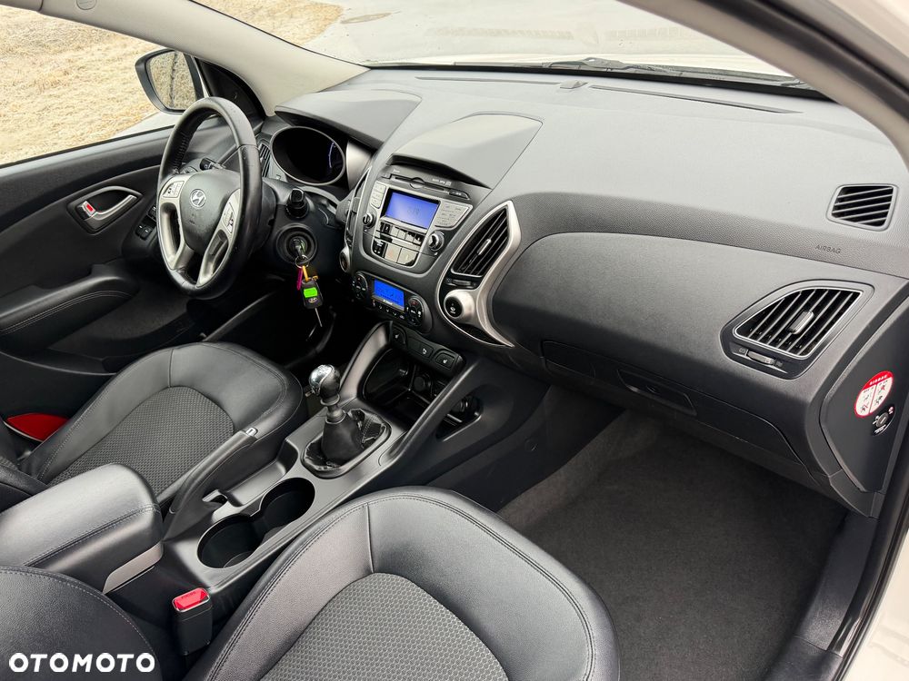 Hyundai ix35 1.6 2WD Style - 21