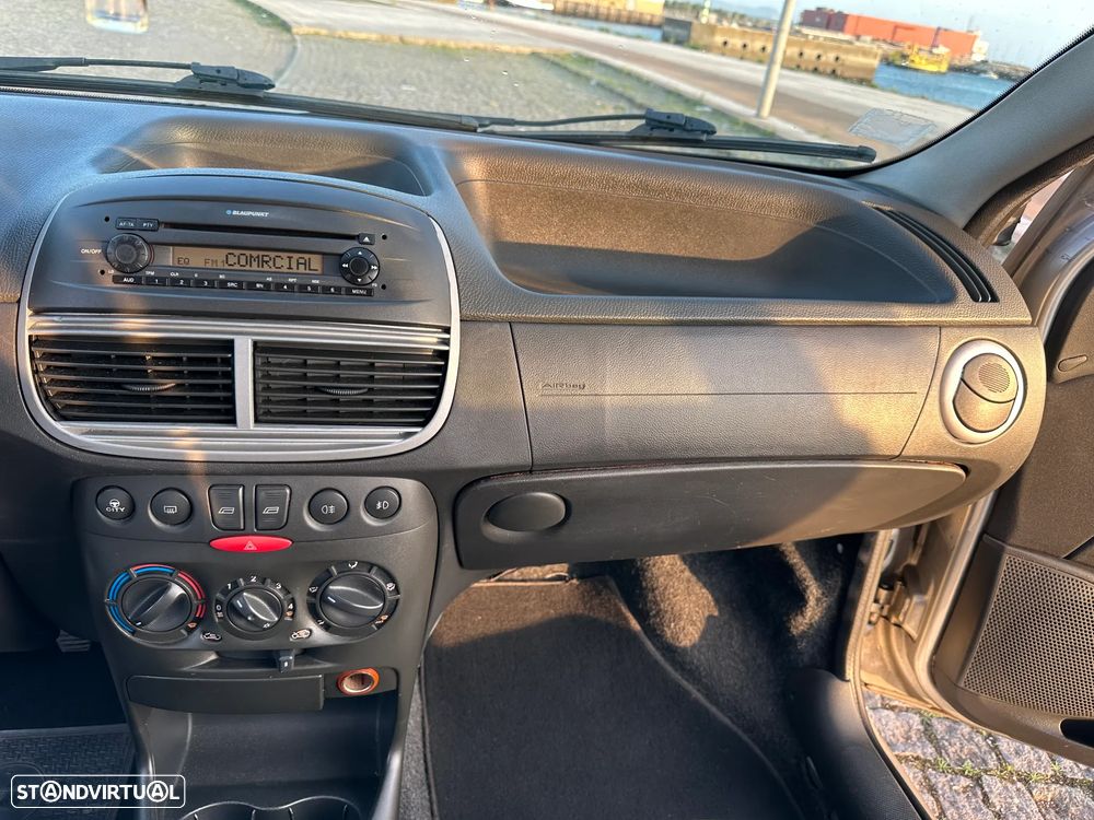 Fiat Punto 70 JTD Multijet Active - 14