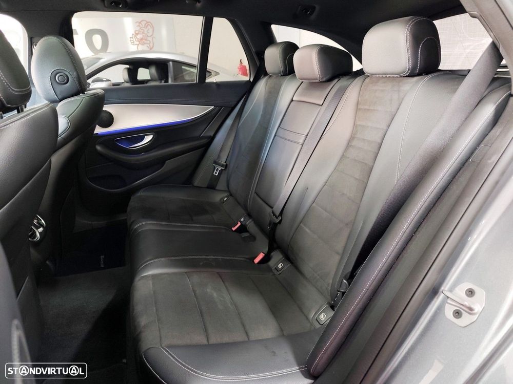 Mercedes-Benz E 300 de AMG Line - 17