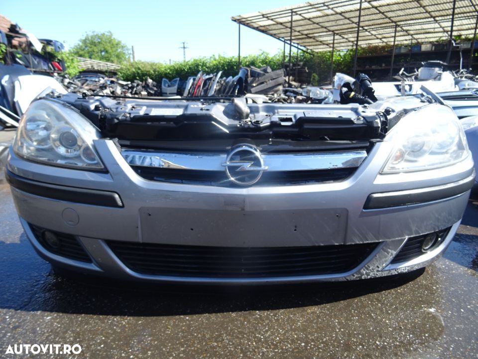 Vand Fata Completa Opel Corsa C 1.3 CDTI din 2005 volan pe stanga - 3