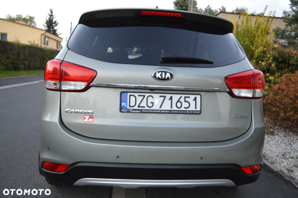 Kia Carens 1.7 CRDi L - 10