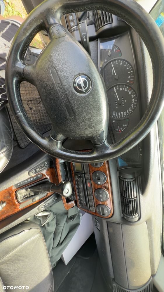Opel Omega - 8
