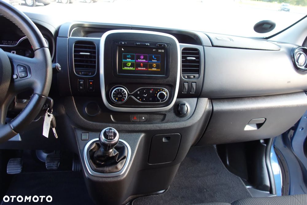 Renault Trafic 2.0 DCI 145 KM  Long 2 X Drzwi Boczne Klima Webasto - 24