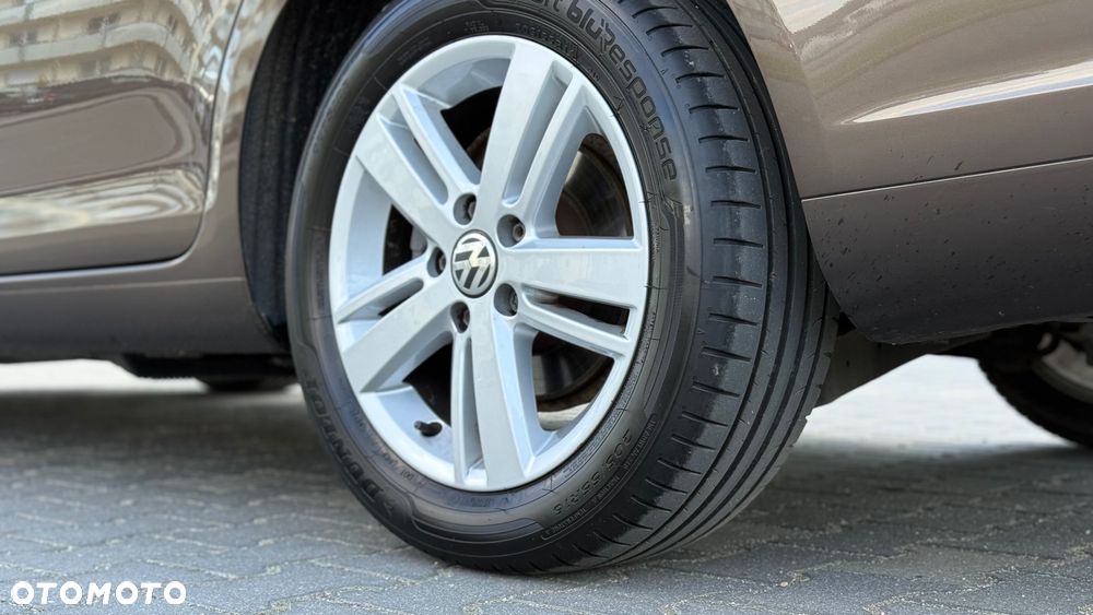 Volkswagen Golf 1.6 TDI DPF MATCH - 10