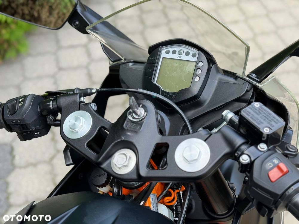 KTM RC 125 - 22