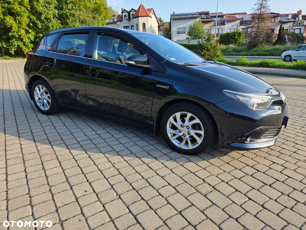 Toyota Auris 2016 photo 4