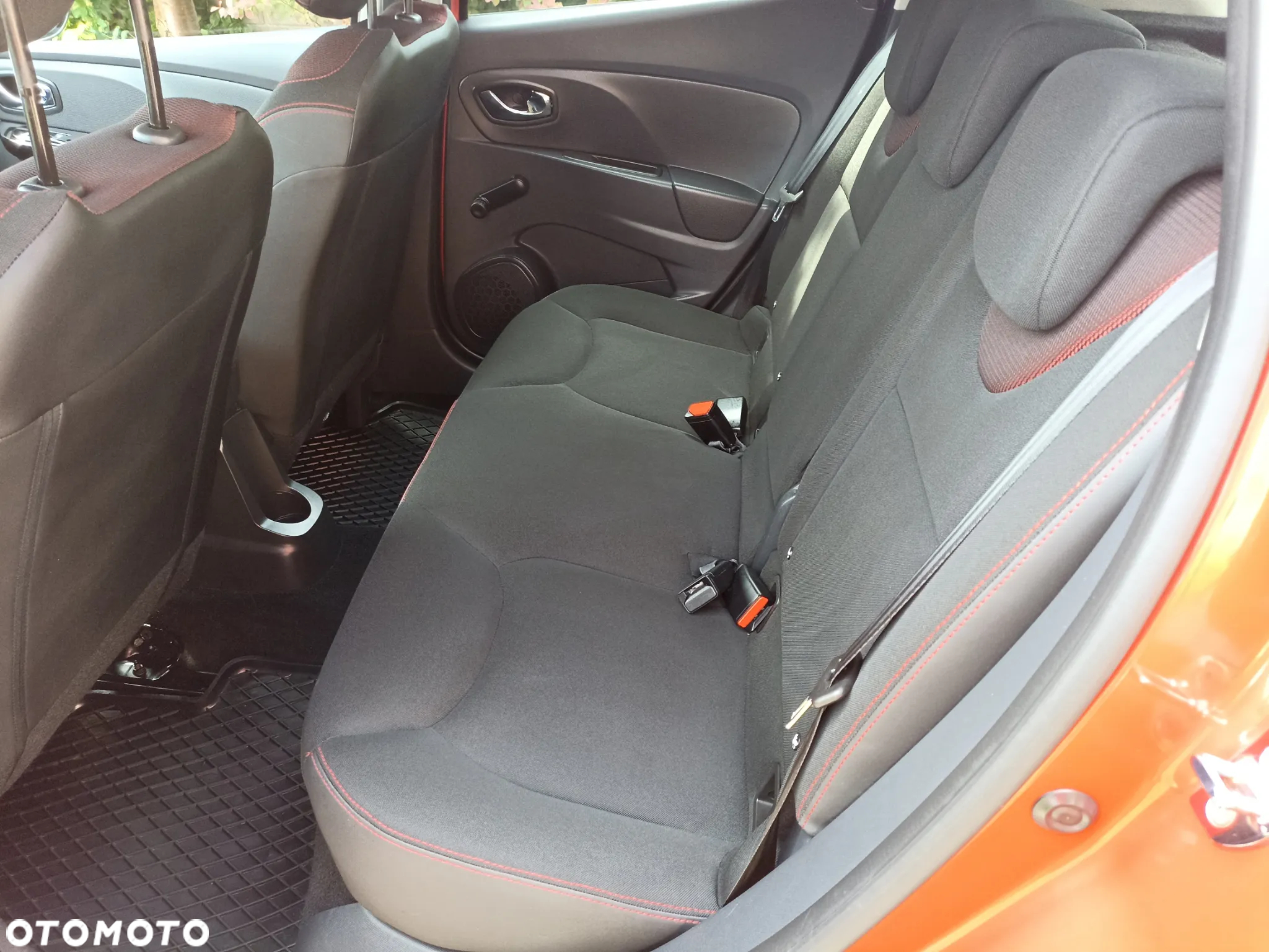 Renault Clio - 30