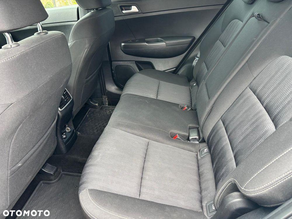 Kia Sportage 1.6 CRDI 2WD Eco-Dynamics+ (48V M-H) EDITION 7 - 18
