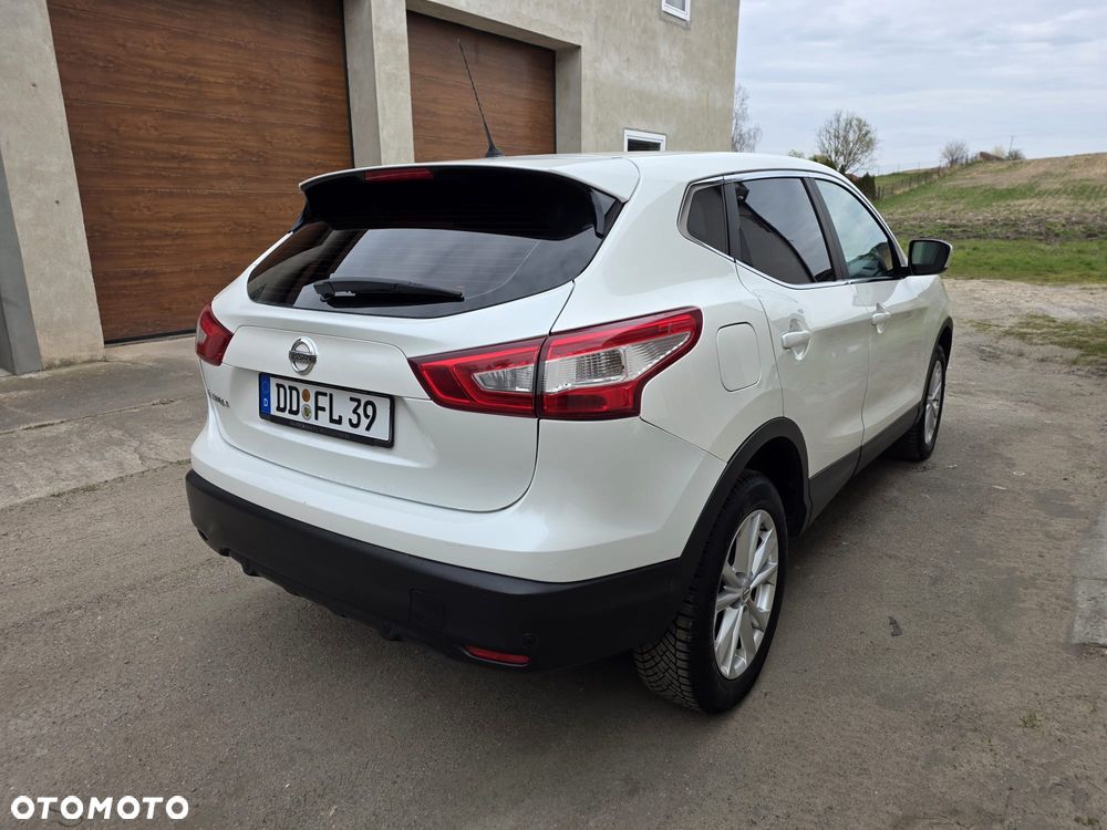 Nissan Qashqai 1.2 DIG-T Acenta EU6 - 34