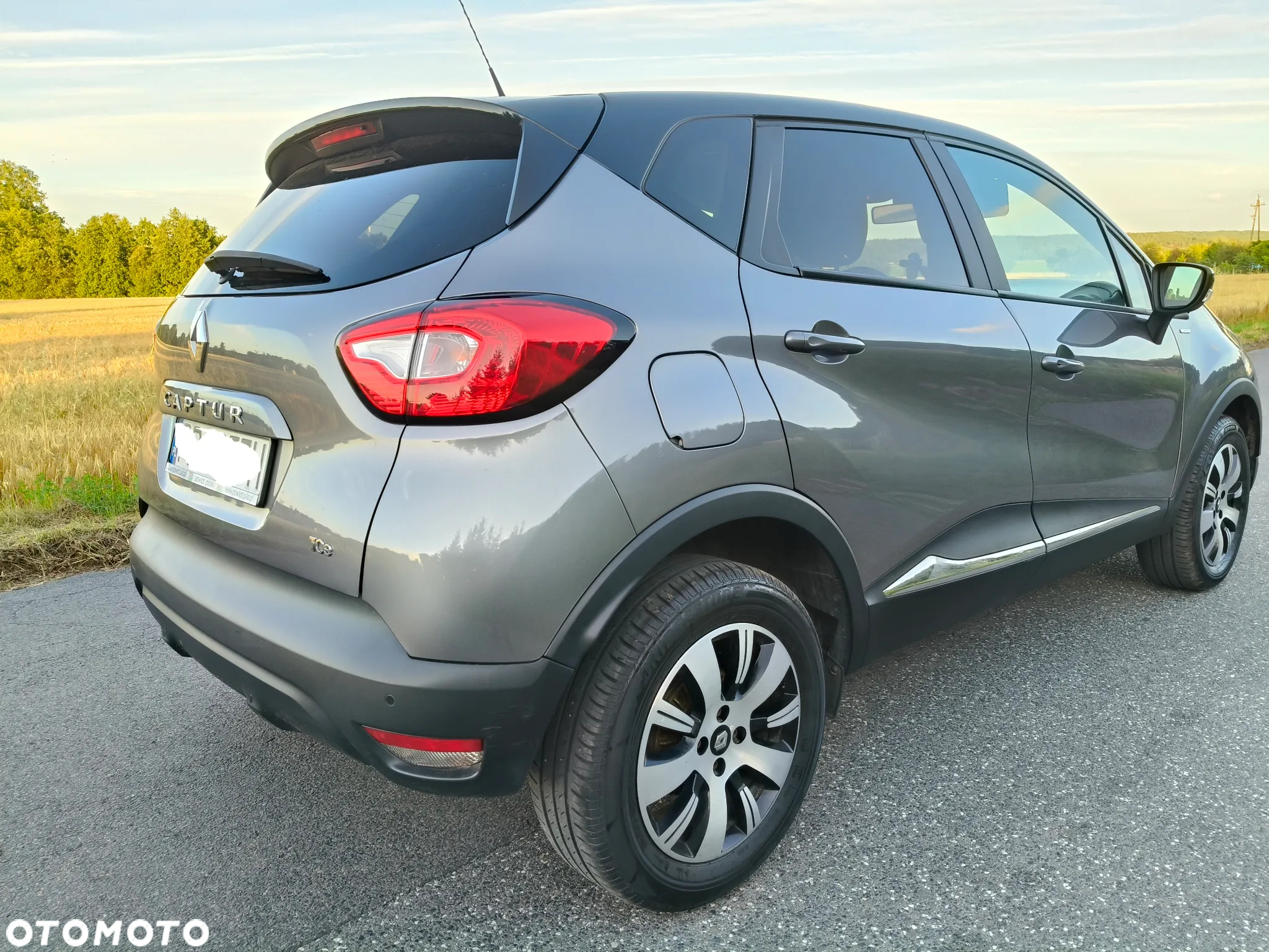 Renault Captur 1.2 Energy TCe Limited EDC - 2